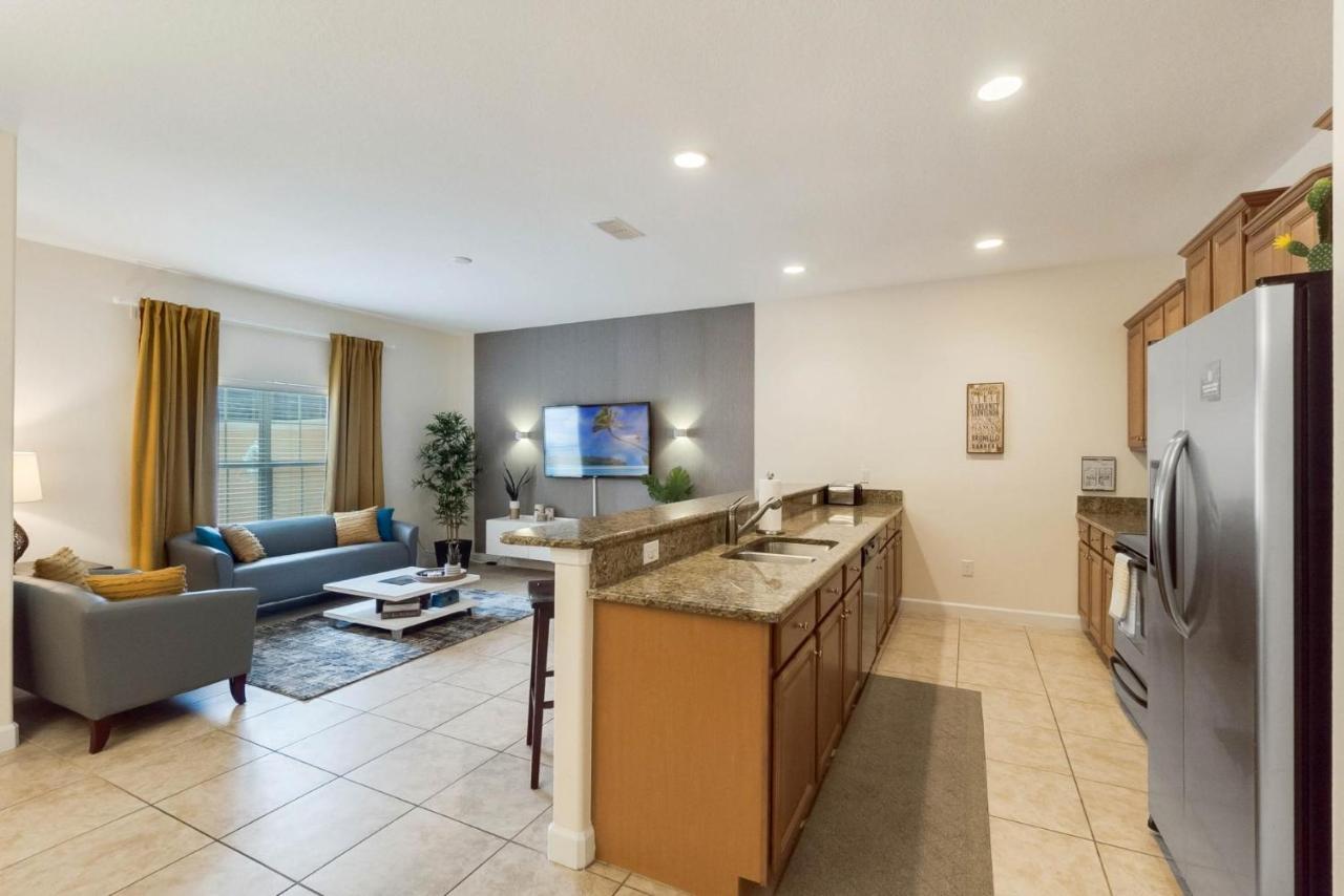 Townhome W Pool Near Disney & Orlando Attractions Kissimmee Exterior photo